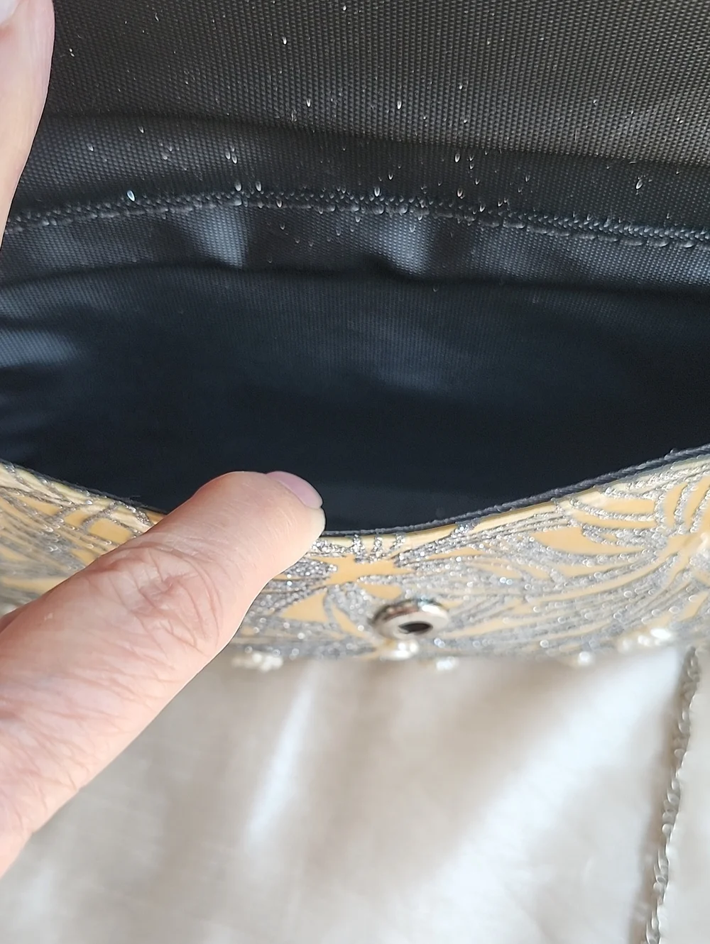 Vintage Ex Cond Cream Satin w/ Pearls & Silver Embellished Shoulder/Clutch, $40